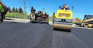 Best Gravel Driveway Installation  in Sedgwick, KS